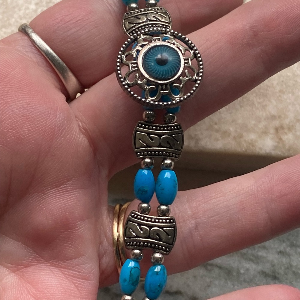 🎈Sale 🎈2 for $10 blue evil eye focal blue beaded bracelet silver accents